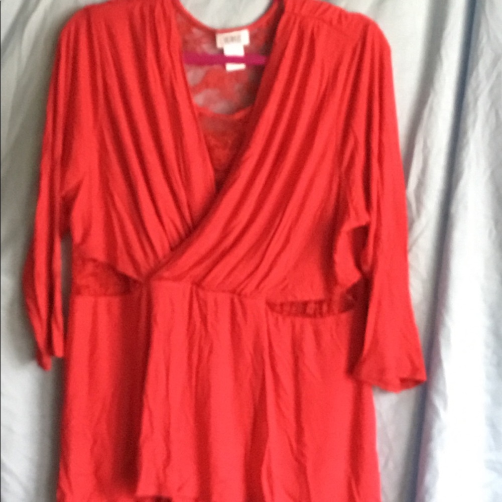 Monroe and Main dressy tunic in red